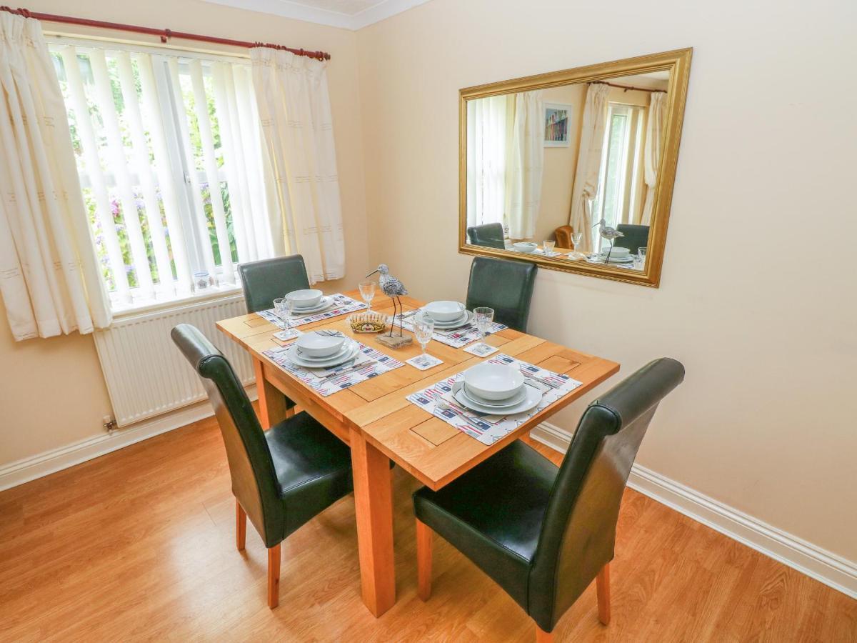 2 Primrose Cottage Сондерсфут Экстерьер фото